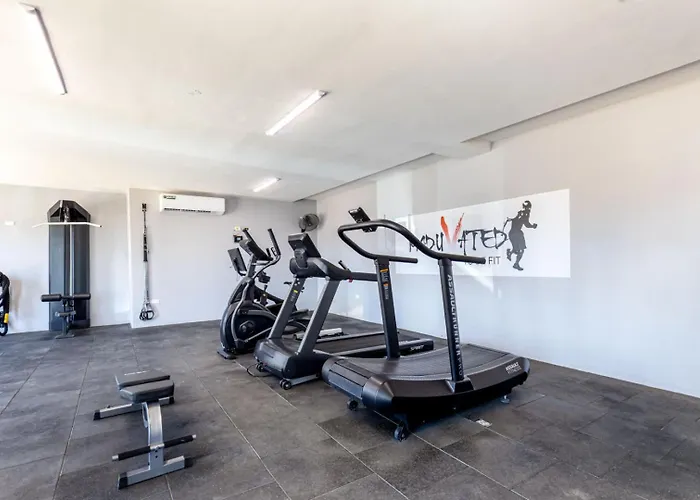 Сasa de vacaciones Chic 2br House - Pedregal - Private Rooftop - Pool