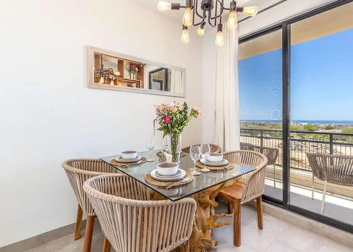 Chic 2br House - Pedregal - Private Rooftop - Pool