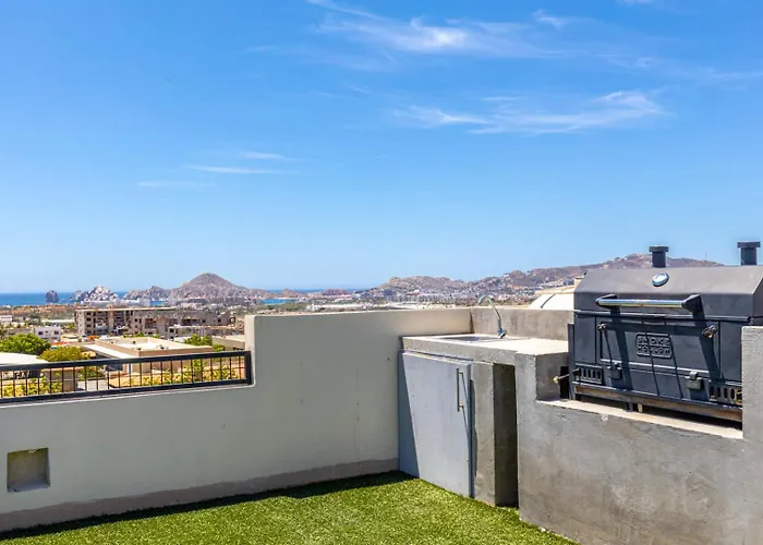 Chic 2br House - Pedregal - Private Rooftop - Pool Сasa de vacaciones Cabo San Lucas